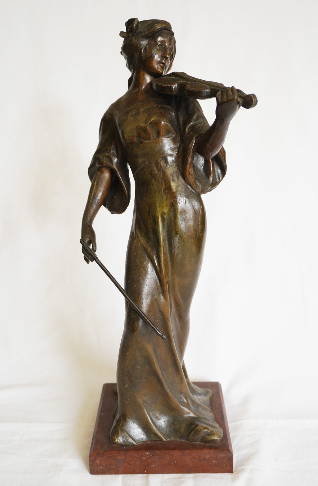 Statuette En Régule Cuivré – Gardienne D’oies Alsacienne – Art – Occasion